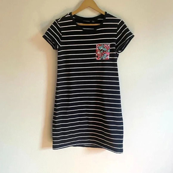 Cynthia Rowley Striped T shirt Dress - Picture 2 of 10